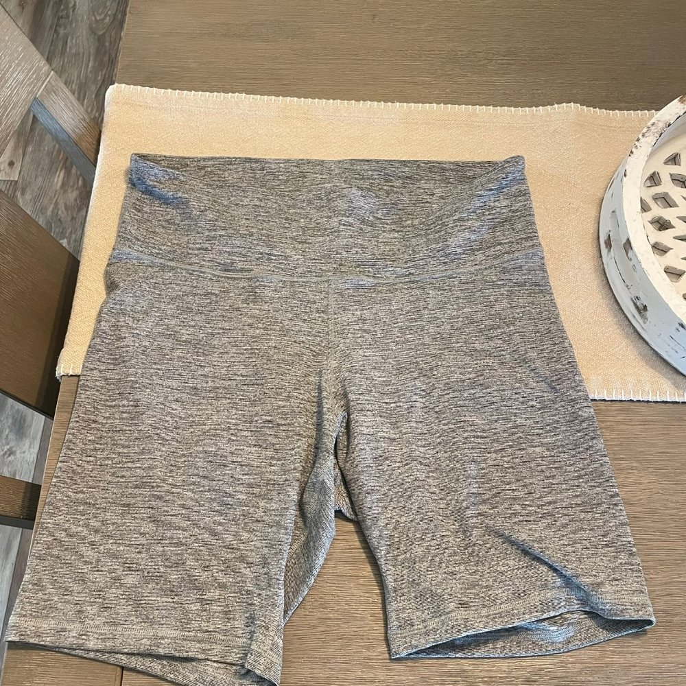 Old Navy Biker Shorts 7inch seem